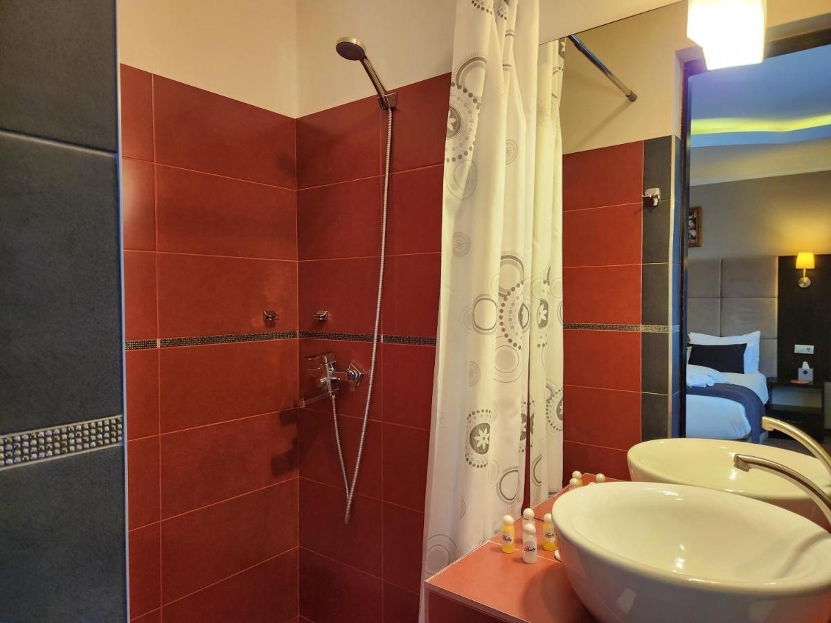 Shadow Boutique Hotel & Spa Kişinev Dış mekan fotoğraf
